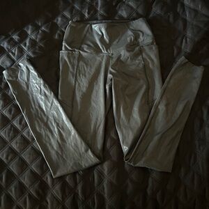 Gray High-Waisted Leggings